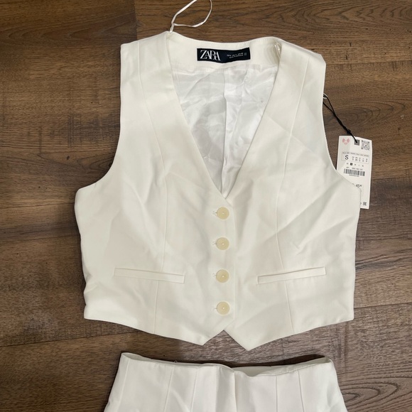 Zara Chic White Women's Pantsuit - Picture 3 of 4